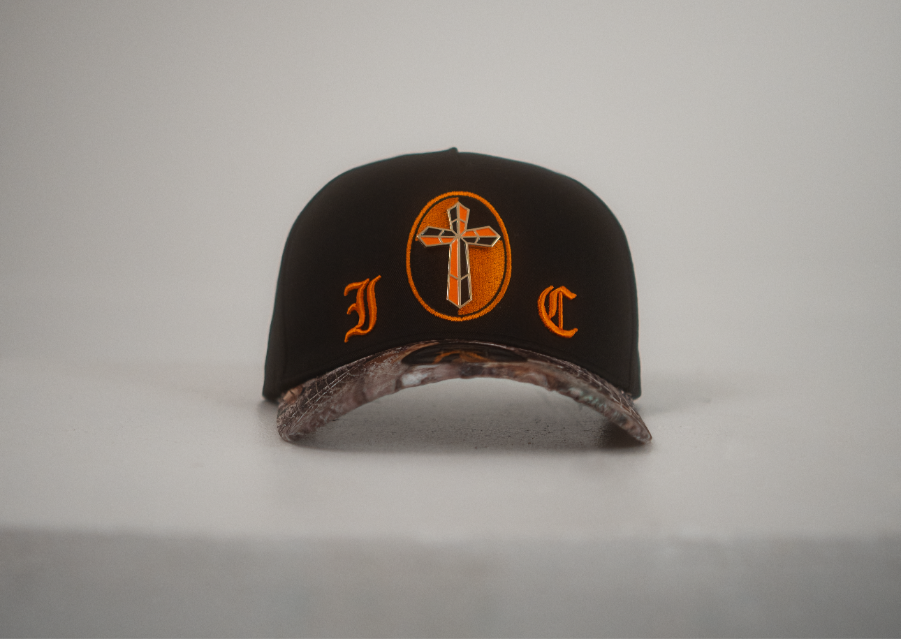 CAMO “STAINED-GLASS” SNAPBACK